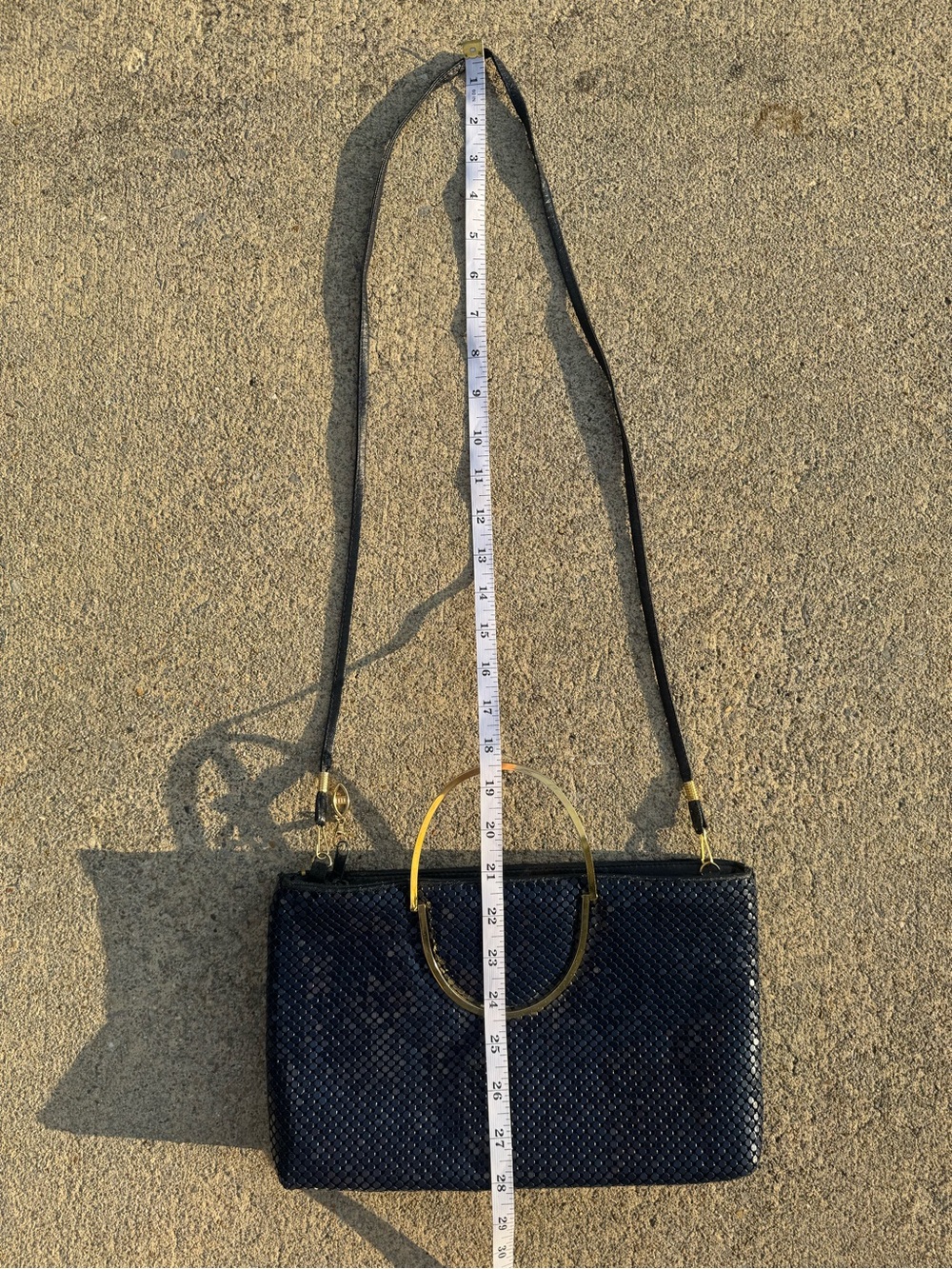 Vintage Bags by Marlo Navy Woven Chainmail Crossbody/Handbag Bag with Gold - Picture 13 of 16